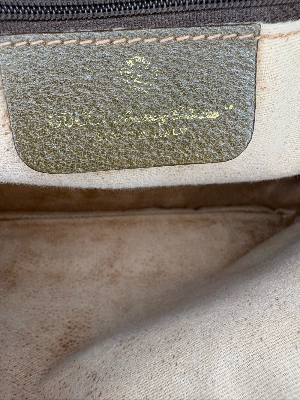 Gucci Vintage Crossbody Bag with COA - Picture 9 of 11